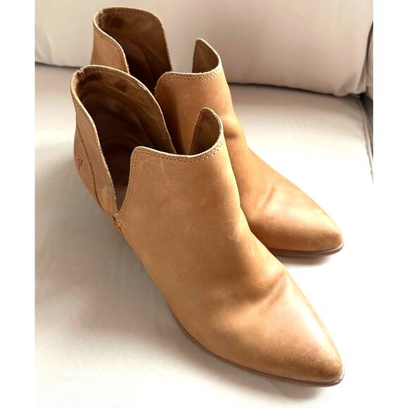 Frye Womens Jennifer Cutout Bootie Heeled Tan Leather Pointed Toe Slip On Sz 9.5 - Picture 2 of 14